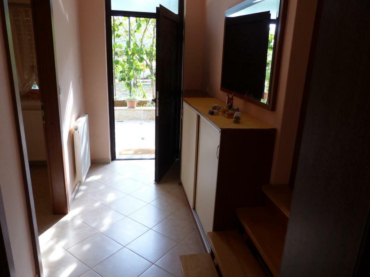 Apartment Ana Krnica Exterior photo