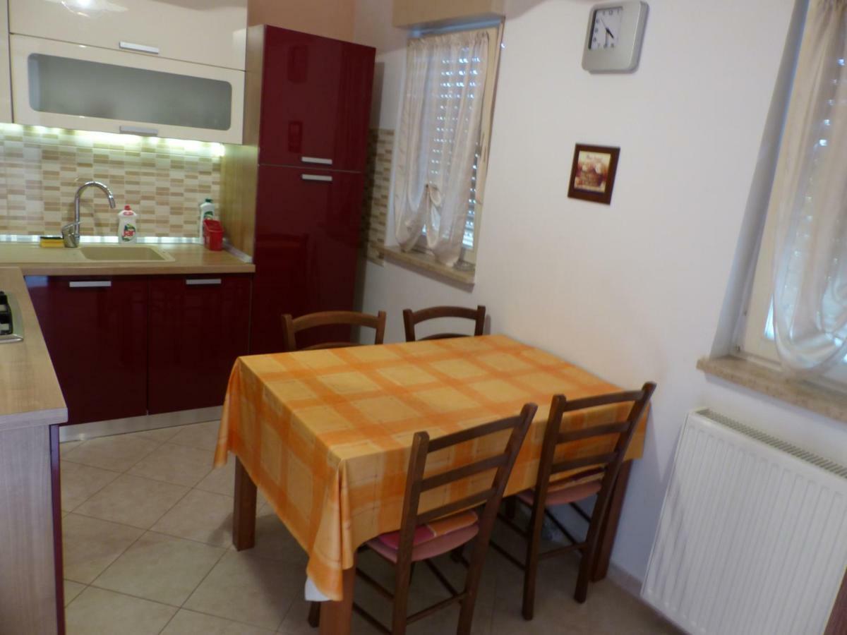 Apartment Ana Krnica Exterior photo